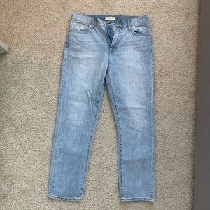Madewell mom style jeans - size 28